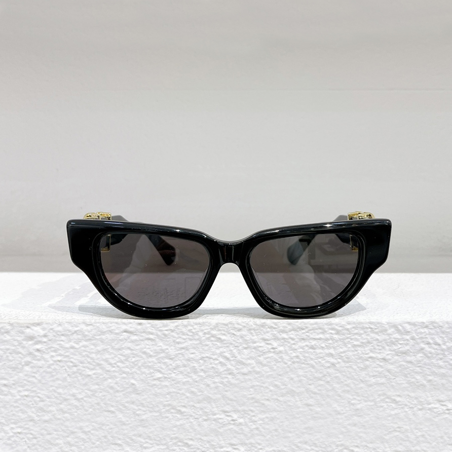 Gold Black Cat Eye Sunglasses for Women Designer Sunglasses Glasses UV400 Eyewear with Box
Gold Black Cat Eye Sunglasses for Women Designer Sunglasses Glasses UV400 Eyewear with Box