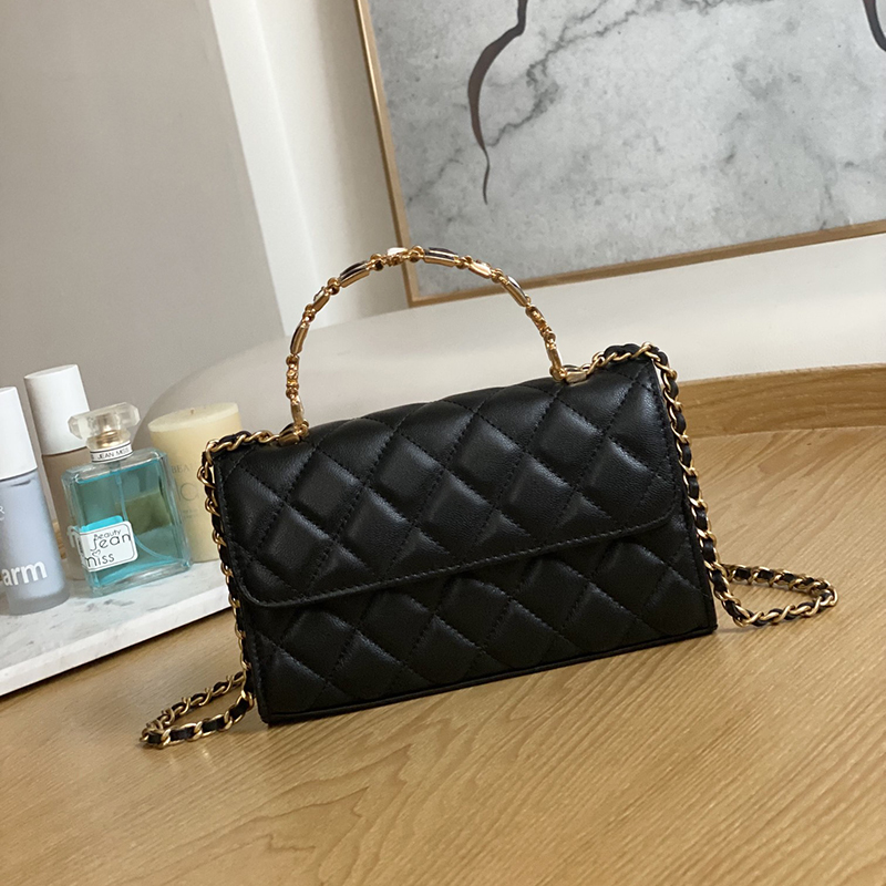 Designer Bags Chain Flap Quilted Bag Women Leather Shoulder Bags Crossbody Handbags Purses Tote Lady Clutch Card Holder C Family- 81214 Have a box
Designer Bags Chain Flap Quilted Bag Women Leather Shoulder Bags Crossbody Handbags Purses Tote Lady Clutch Card Holder C Family- 81214 Have a box