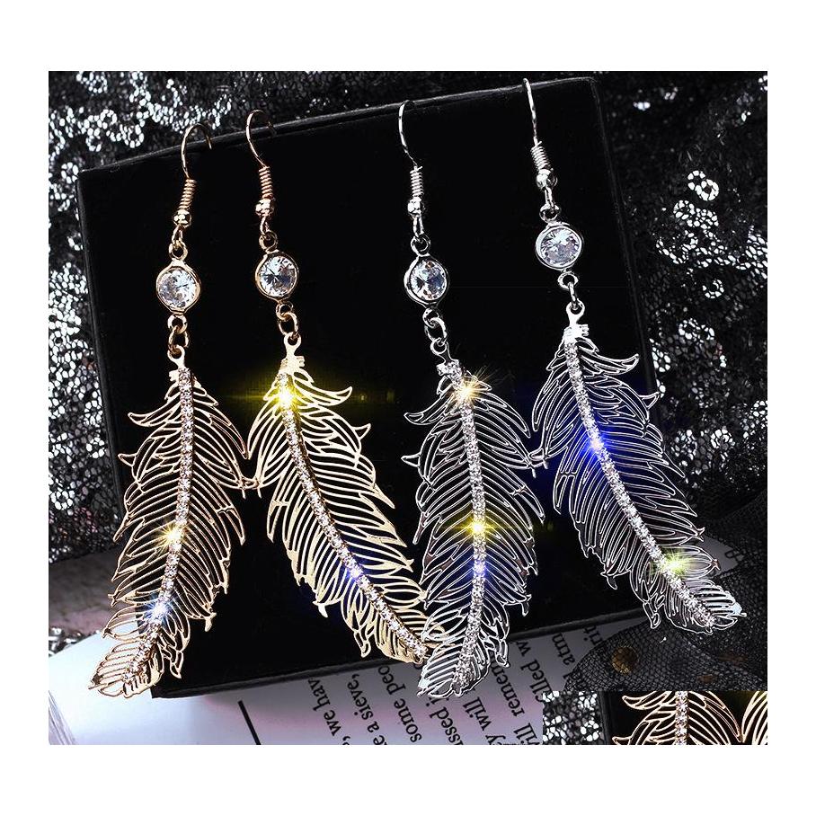 Dangle Chandelier Fashion Jewelry Feather Earrings Rhinstone Hollowed Drop Delivery Dhkiz
Dangle Chandelier Fashion Jewelry Feather Earrings Rhinstone Hollowed Drop Delivery Dhkiz