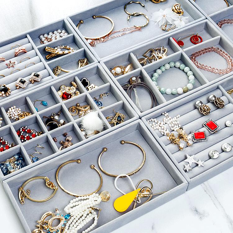 Jewelry Pouches Velvet Rings Earrings Organizer Tray Ear Studs Display Stand Holder Rack Showcase Plate Fashion Box 3pcs
Jewelry Pouches Velvet Rings Earrings Organizer Tray Ear Studs Display Stand Holder Rack Showcase Plate Fashion Box 3pcs