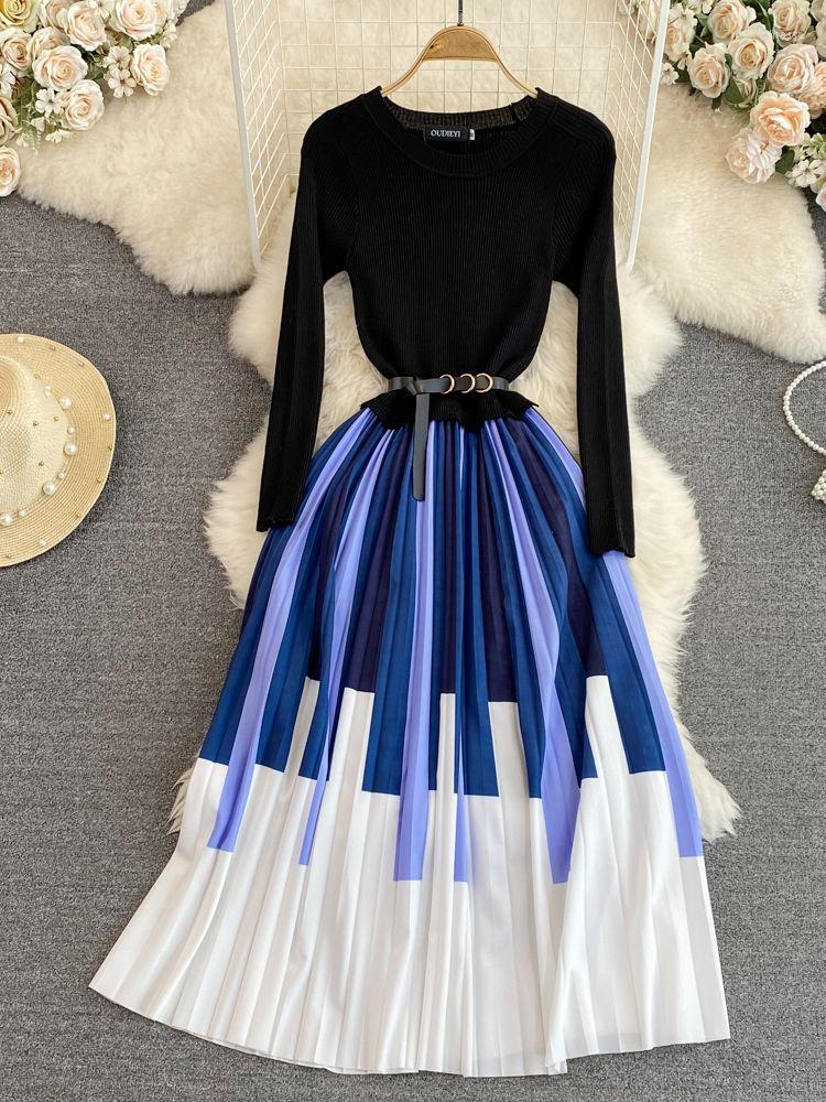 Casual Dresses Autumn Knitted Patchwork Pleated One Piece Dress Women Long Sleeve Sweater Office Lady Stripe Print Midi Vestidos, Black
Casual Dresses Autumn Knitted Patchwork Pleated One Piece Dress Women Long Sleeve Sweater Office Lady Stripe Print Midi Vestidos, Black