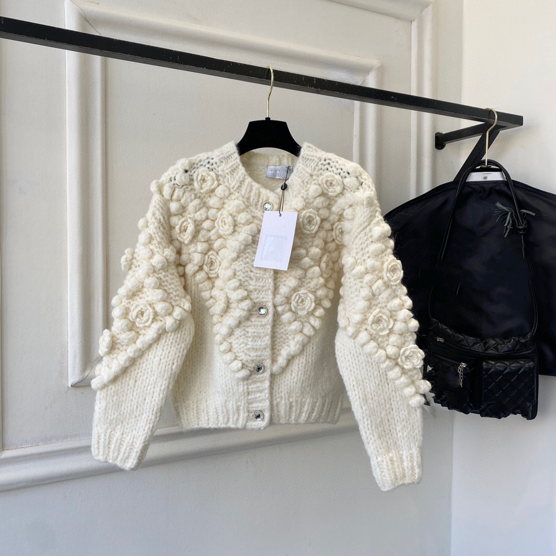 23sS top female designer sweater, three-dimensional hand crochet cardigan top-grade sweater, the best quality ladies' coat in autumn and winter., Blue
23sS top female designer sweater, three-dimensional hand crochet cardigan top-grade sweater, the best quality ladies' coat in autumn and winter., Blue