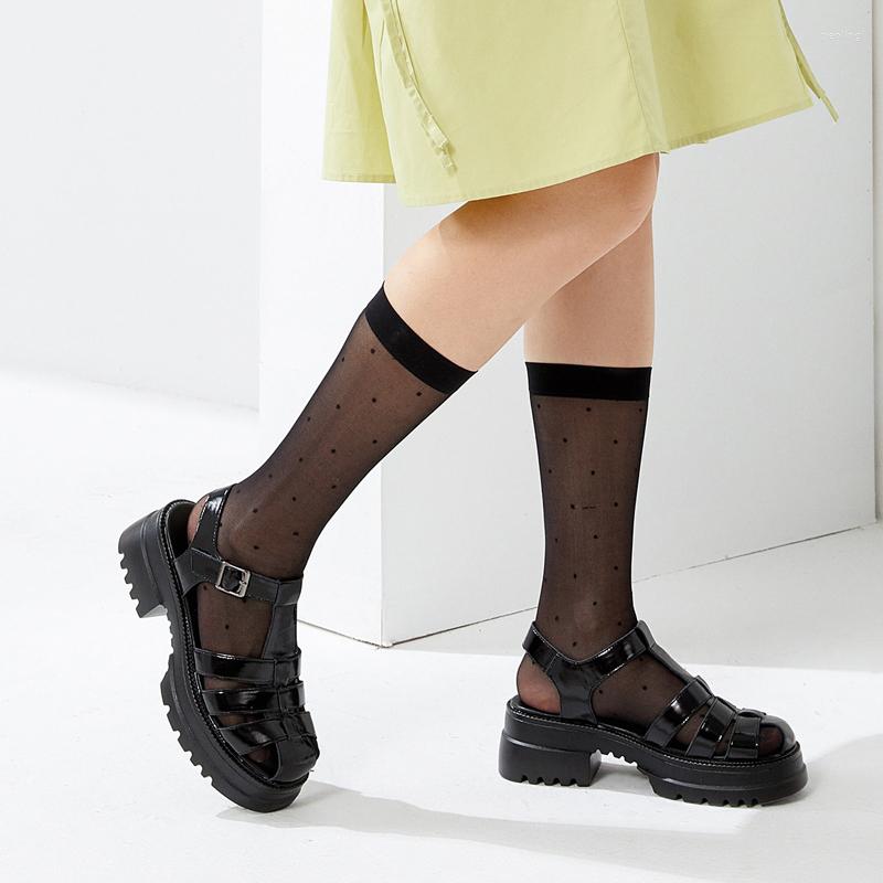 Dress Shoes Kangnai Gladiator Sandals Women Cow Leather Flat Platform Cover Toe T-Strap Female Casual Summer, Beige
Dress Shoes Kangnai Gladiator Sandals Women Cow Leather Flat Platform Cover Toe T-Strap Female Casual Summer, Beige