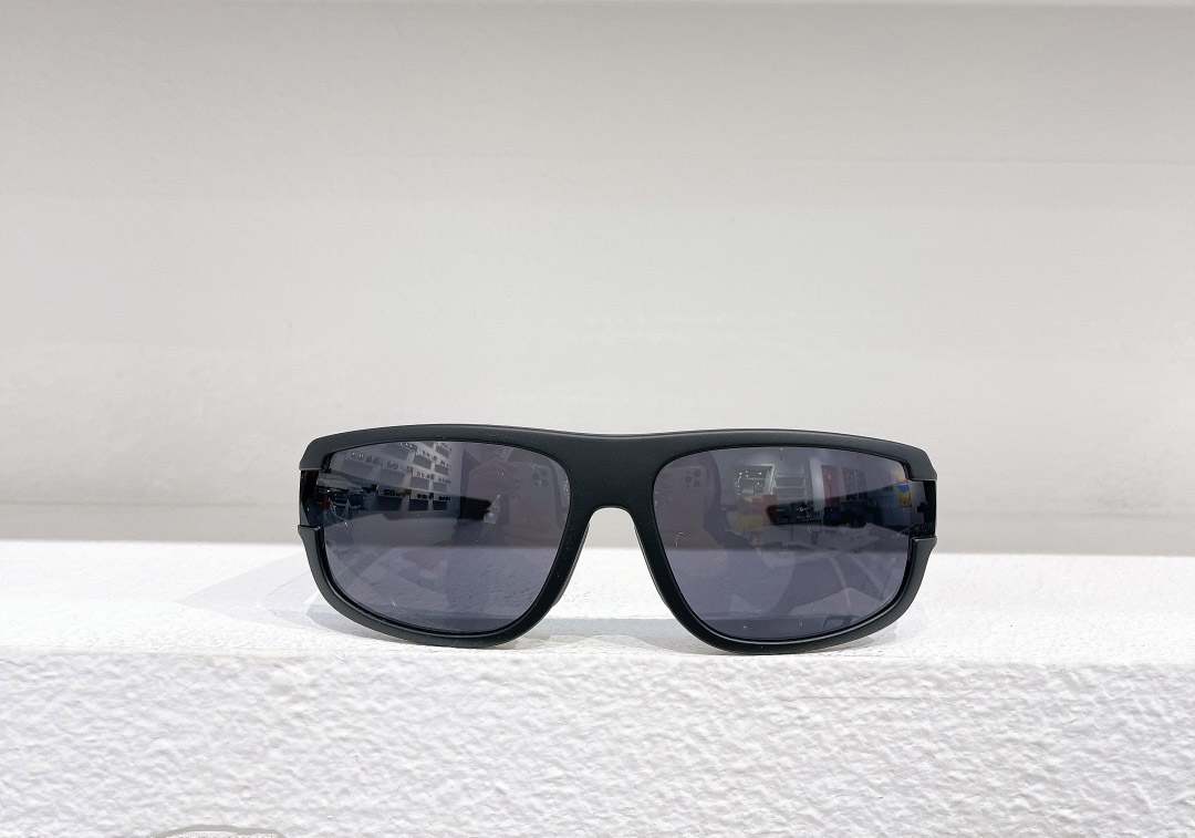 Men Sunglasses For Women Latest Selling Fashion Sun Glasses Mens Sunglass Gafas De Sol Glass UV400 Lens With Random Matching Box 03WF
Men Sunglasses For Women Latest Selling Fashion Sun Glasses Mens Sunglass Gafas De Sol Glass UV400 Lens With Random Matching Box 03WF