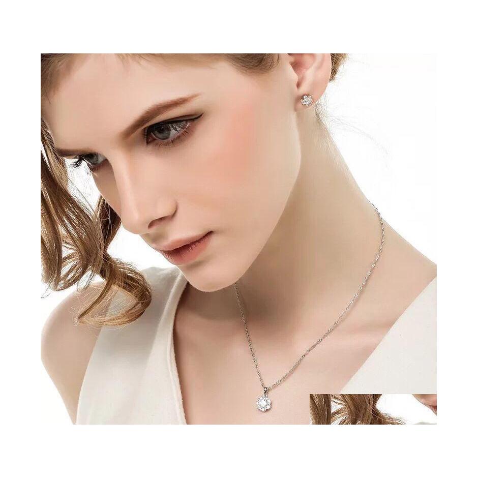 Pendant Necklaces Necklace Sier Plated Jewelry Fashion Invisible Zircon Simple Chic Cubic Zirconia Drop Delivery Pendants Dhuky
Pendant Necklaces Necklace Sier Plated Jewelry Fashion Invisible Zircon Simple Chic Cubic Zirconia Drop Delivery Pendants Dhuky