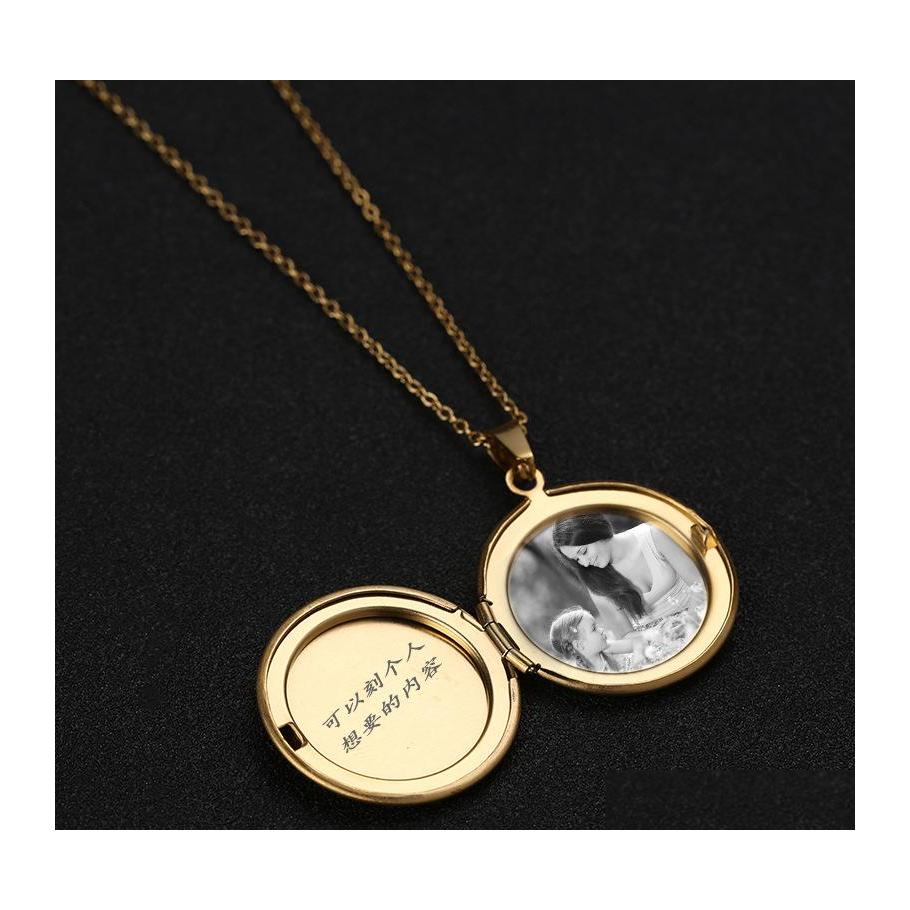 Pendant Necklaces Locket Necklace For Women Circle Coin Stainless Steel In Gold Sier Lady Charm Inside P O Can Open Jewelry Drop Del Otpt4
Pendant Necklaces Locket Necklace For Women Circle Coin Stainless Steel In Gold Sier Lady Charm Inside P O Can Open Jewelry Drop Del Otpt4
