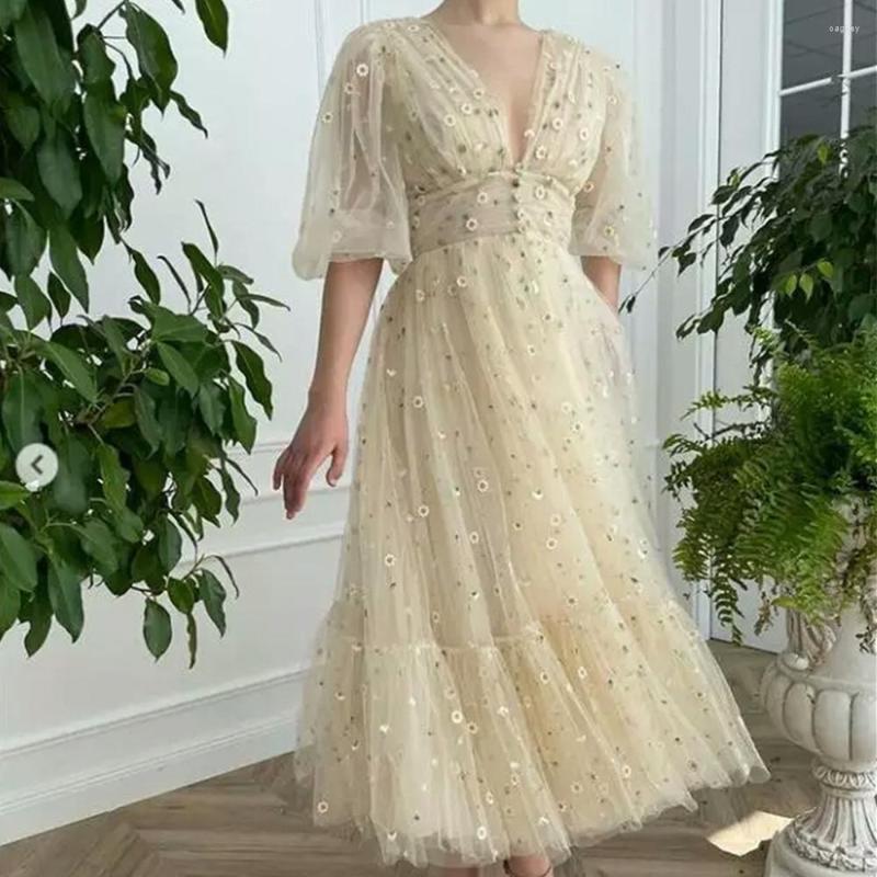 Party Dresses Vintage Prom 2023 A-Line V Neck Short Gown Long Sleeves Robes De Cocktail For Teens Graduation, Green
Party Dresses Vintage Prom 2023 A-Line V Neck Short Gown Long Sleeves Robes De Cocktail For Teens Graduation, Green
