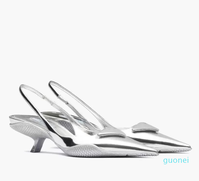 Designer - Women Sandals Shoes Brushed leather slingback pumps rubber shell sole hybrid silhouette Screen-printed leather triangle Lady High Heels
Designer - Women Sandals Shoes Brushed leather slingback pumps rubber shell sole hybrid silhouette Screen-printed leather triangle Lady High Heels