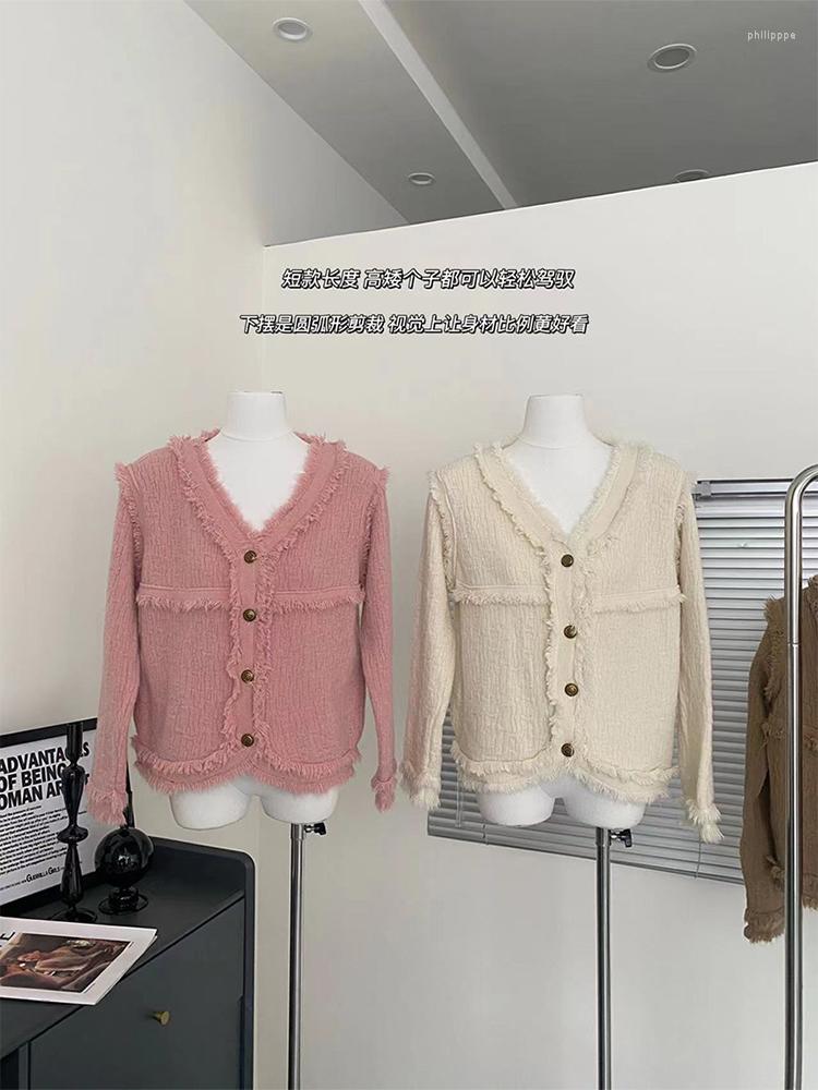 Women's Knits Solid Color V-neck Women Tassel Design Jacket Outer 2023 Autumn Female Straight Coat French Style Retro Clothes Single, Beige
Women's Knits Solid Color V-neck Women Tassel Design Jacket Outer 2023 Autumn Female Straight Coat French Style Retro Clothes Single, Beige