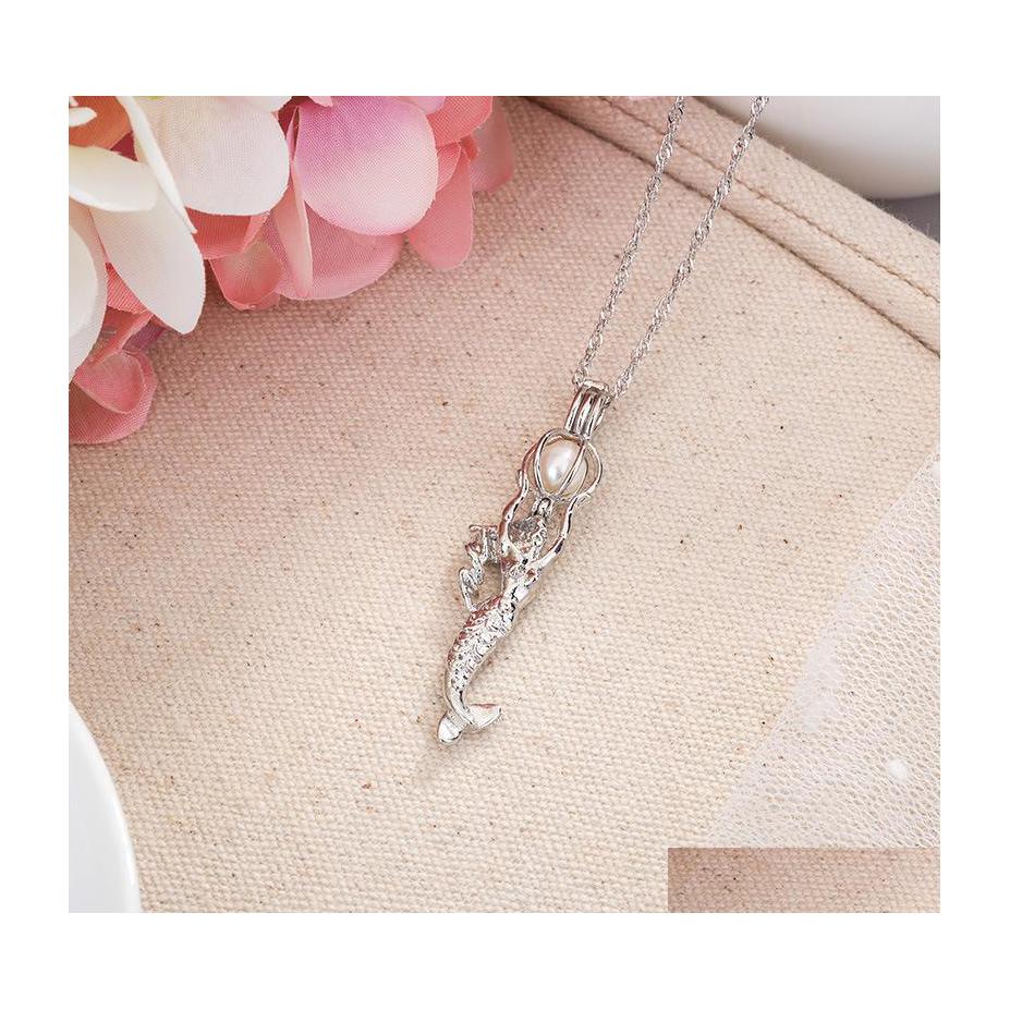 Pendant Necklaces Pretty Necklace Mermaid Imitation Beautif Women Female Collier Femme Pearl Cages Luckyhat Drop Delivery Jewelry Pen Dhtaf
Pendant Necklaces Pretty Necklace Mermaid Imitation Beautif Women Female Collier Femme Pearl Cages Luckyhat Drop Delivery Jewelry Pen Dhtaf