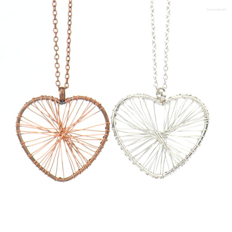 Chains Factory Wholesale Retro Peach Hand-made Wire Weaving Heart Hollow DIY Necklace Pendant For Women Girls N1004
Chains Factory Wholesale Retro Peach Hand-made Wire Weaving Heart Hollow DIY Necklace Pendant For Women Girls N1004