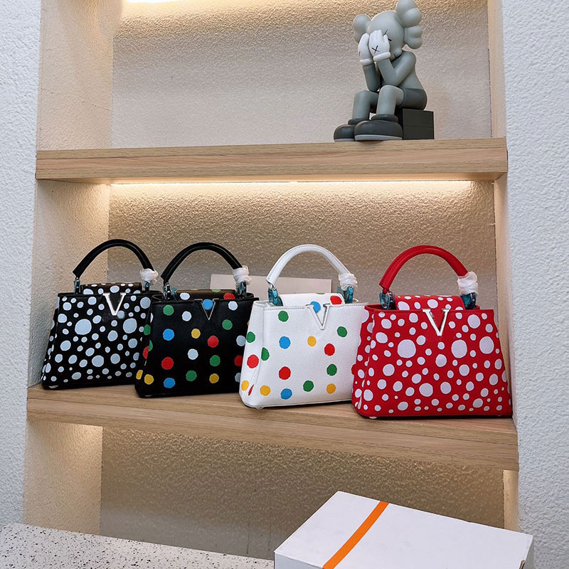 Shopping Bag Handbags Totes Wave point Capucines Shoulder Crossbody Hobos Large capacity Women Tote Genuine Leather Dinner Mommy Handbag Purses Removable trapt, Red
Shopping Bag Handbags Totes Wave point Capucines Shoulder Crossbody Hobos Large capacity Women Tote Genuine Leather Dinner Mommy Handbag Purses Removable trapt, Red