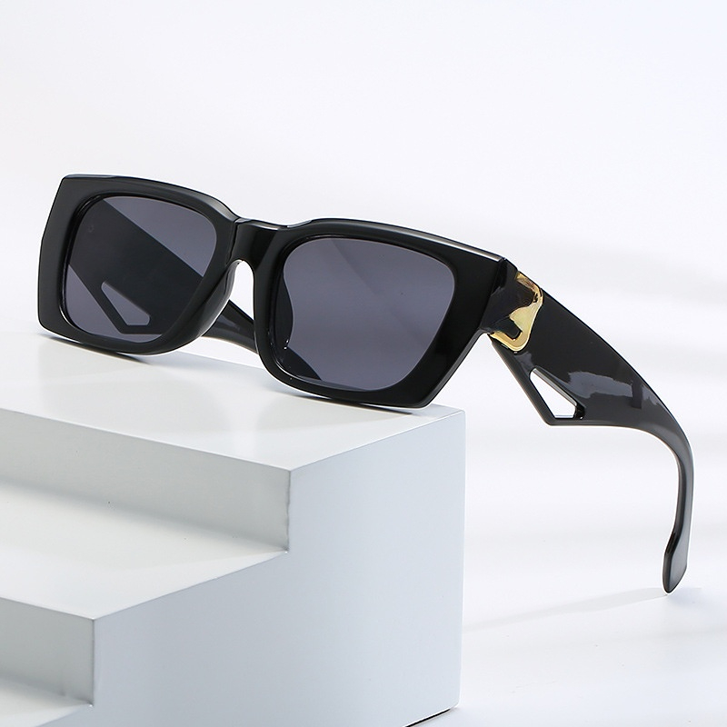 Fashion Letters Foreign Trade Square Sunglasses Women's Sunglasses Irregular Glasses Legs Cutout Glasses Men
Fashion Letters Foreign Trade Square Sunglasses Women's Sunglasses Irregular Glasses Legs Cutout Glasses Men