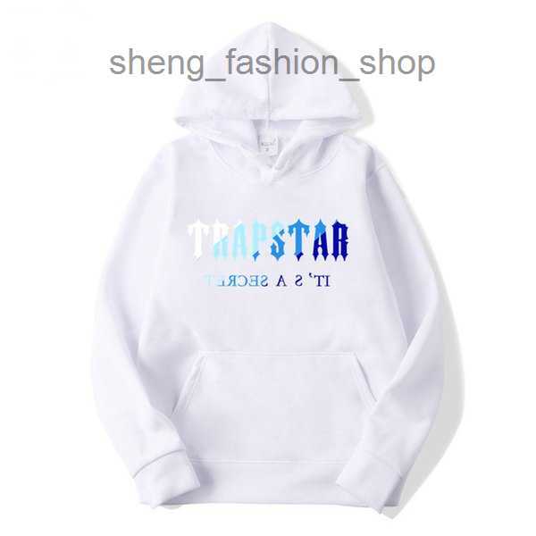 Trapstar Tracksuit Brand Printed Sportswear Men 18 Colors Warm Two Pieces Loose Sweatshirt Pants Set Hoodie Jogging 220815 3 RH4I, 10
Trapstar Tracksuit Brand Printed Sportswear Men 18 Colors Warm Two Pieces Loose Sweatshirt Pants Set Hoodie Jogging 220815 3 RH4I, 10