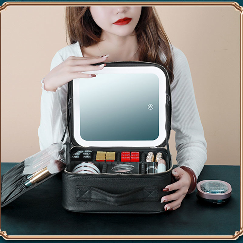 Cosmetic Bags Cases Makeup Bag Women's Handbags Smart LED Light Mirror Travel Beauty Toiletry Kit Cosmetic Bags Make up Organizers Storage Box 230203, Black white no led
Cosmetic Bags Cases Makeup Bag Women's Handbags Smart LED Light Mirror Travel Beauty Toiletry Kit Cosmetic Bags Make up Organizers Storage Box 230203, Black white no led