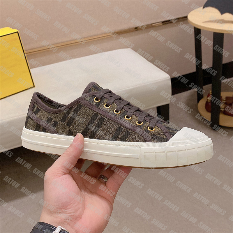 Womens Designer High-tops Canvas Shoes Mans Sneakers Low-top Trainers Casual Sport Shoe Men High Top Training Hiker Sneaker With Box, Brown2
Womens Designer High-tops Canvas Shoes Mans Sneakers Low-top Trainers Casual Sport Shoe Men High Top Training Hiker Sneaker With Box, Brown2
