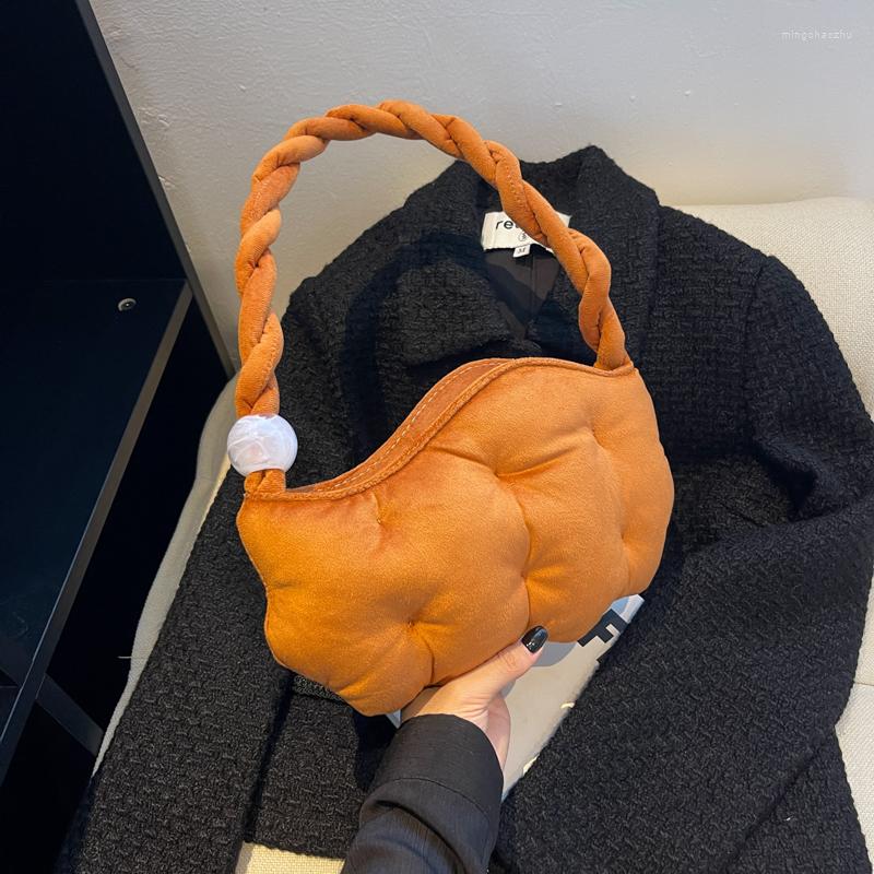 Evening Bags Fashion Plush Shopping Bag Retro Rope Handle Tote Clutch For Women 2023 Winter Padded Shoulder Cotton Space Handbag Sac, Beige
Evening Bags Fashion Plush Shopping Bag Retro Rope Handle Tote Clutch For Women 2023 Winter Padded Shoulder Cotton Space Handbag Sac, Beige