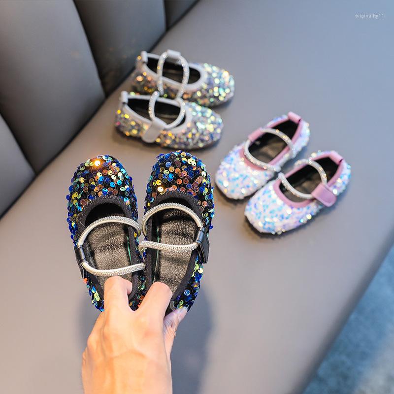 Athletic Shoes Girls' Spring And Autumn Children's Korean Flat Single Bow Sequined Soft Sole Fashion Princess
Athletic Shoes Girls' Spring And Autumn Children's Korean Flat Single Bow Sequined Soft Sole Fashion Princess