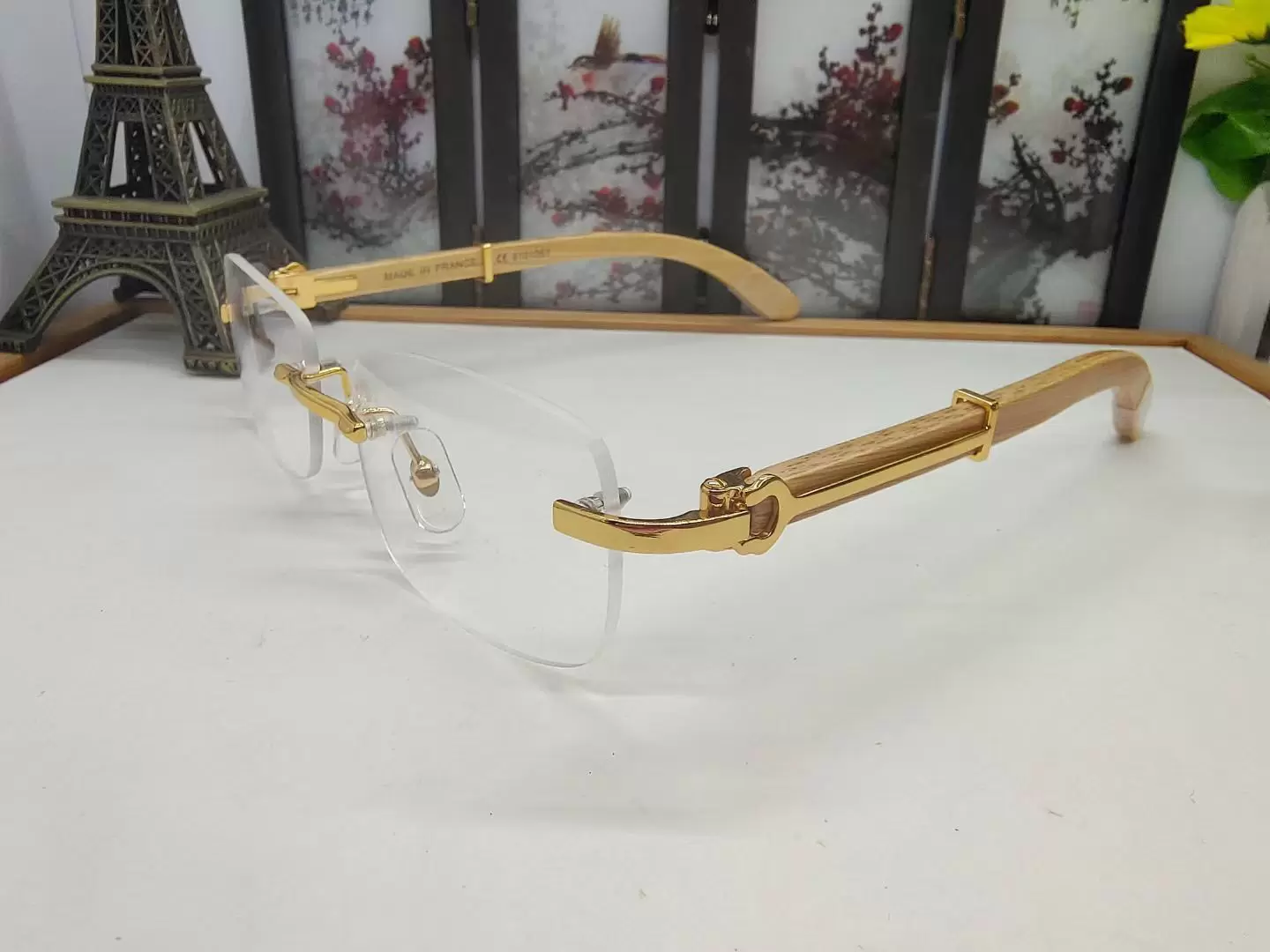 famous sunglasses Carti Sun Glasses the party Luxury Designer Women Sunglass Buffalo Horn Frameless Classic Fashion Eyewear Accessories Eyeglasses Lunettes
famous sunglasses Carti Sun Glasses the party Luxury Designer Women Sunglass Buffalo Horn Frameless Classic Fashion Eyewear Accessories Eyeglasses Lunettes