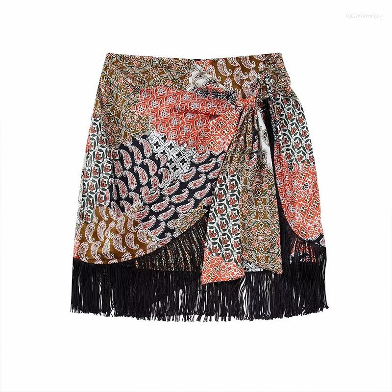 Skirts 2023 Fashion Tassel Ornament Mini Skirt Vintage A-Shaped Asymmetrical Elegant Printing High-Waisted 221128, Prints
Skirts 2023 Fashion Tassel Ornament Mini Skirt Vintage A-Shaped Asymmetrical Elegant Printing High-Waisted 221128, Prints