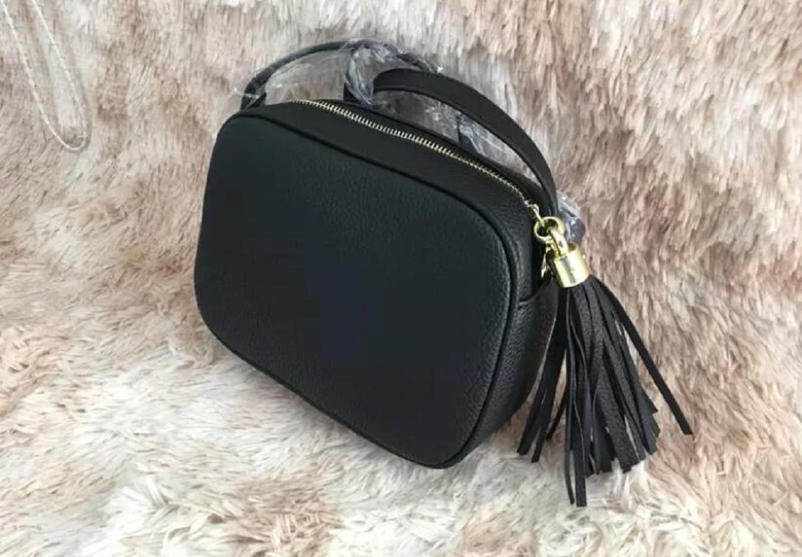 High Quality New Designer Luxury Women Handbags Famous Shoulder Bags Crossbody Soho Bag Disco Shoulder Bag Purse Wallet, Customize
High Quality New Designer Luxury Women Handbags Famous Shoulder Bags Crossbody Soho Bag Disco Shoulder Bag Purse Wallet, Customize