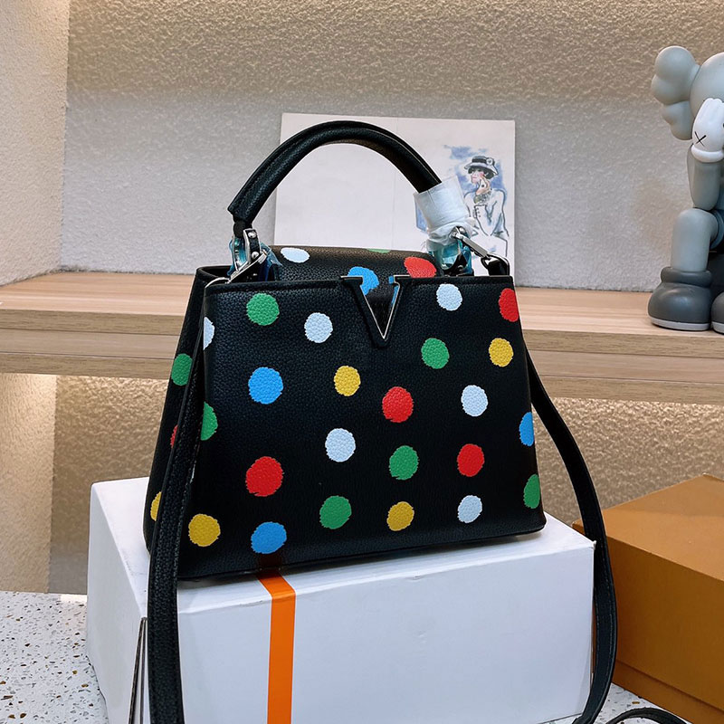 Shopping Bag Capucines Totes Handbags Shoulder Crossbody Hobos Large capacity Women Tote Genuine Leather Dinner Mommy Handbag Purses Removable trap, Red
Shopping Bag Capucines Totes Handbags Shoulder Crossbody Hobos Large capacity Women Tote Genuine Leather Dinner Mommy Handbag Purses Removable trap, Red