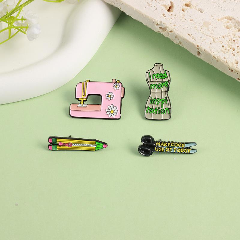 Brooches Pink Sewing Machine Enamel Lapel Pins Zipper Pen Model Pencil Scissors Brooch Clothes Badge Jewelry Gifts For Friends Wholesale
Brooches Pink Sewing Machine Enamel Lapel Pins Zipper Pen Model Pencil Scissors Brooch Clothes Badge Jewelry Gifts For Friends Wholesale