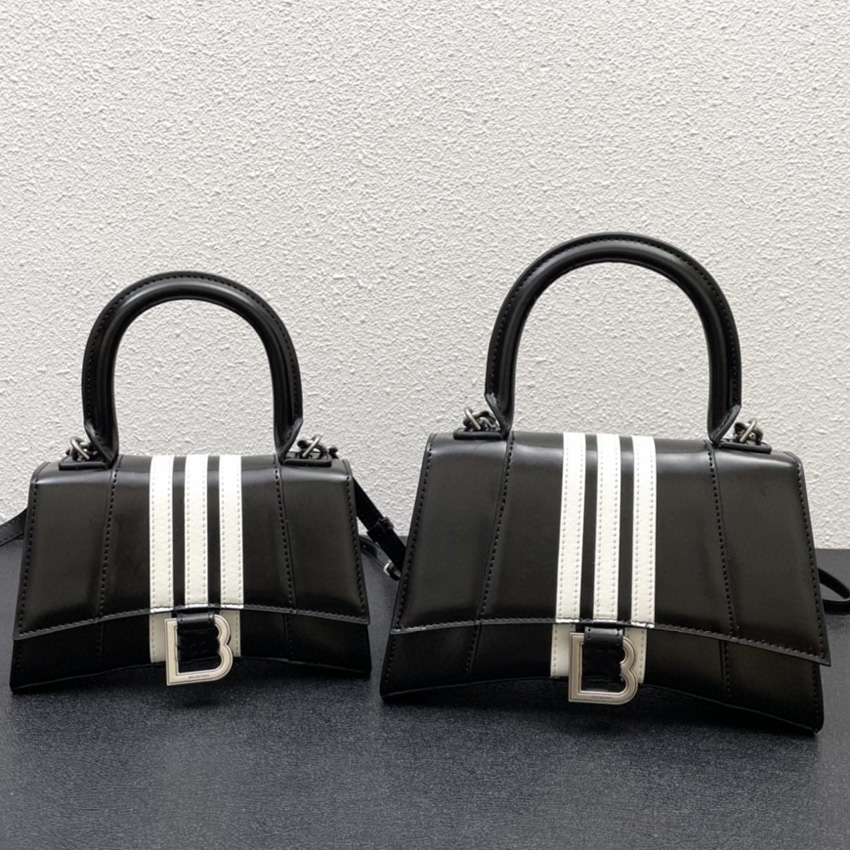 Evening Bags Designer Bag Handbag Purse Crossbody Bag Postman's Bag Women Fashion Luxury Wallet Metal Lock Chain Genuine Leather Handle, #1
Evening Bags Designer Bag Handbag Purse Crossbody Bag Postman's Bag Women Fashion Luxury Wallet Metal Lock Chain Genuine Leather Handle, #1