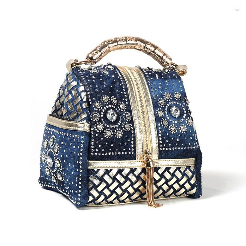 Evening Bags Diamond Inlaid Designer Flower Denim Bag Shoulder Messenger Luxury Handbag Women's Beach, Denim blue pu silver
Evening Bags Diamond Inlaid Designer Flower Denim Bag Shoulder Messenger Luxury Handbag Women's Beach, Denim blue pu silver