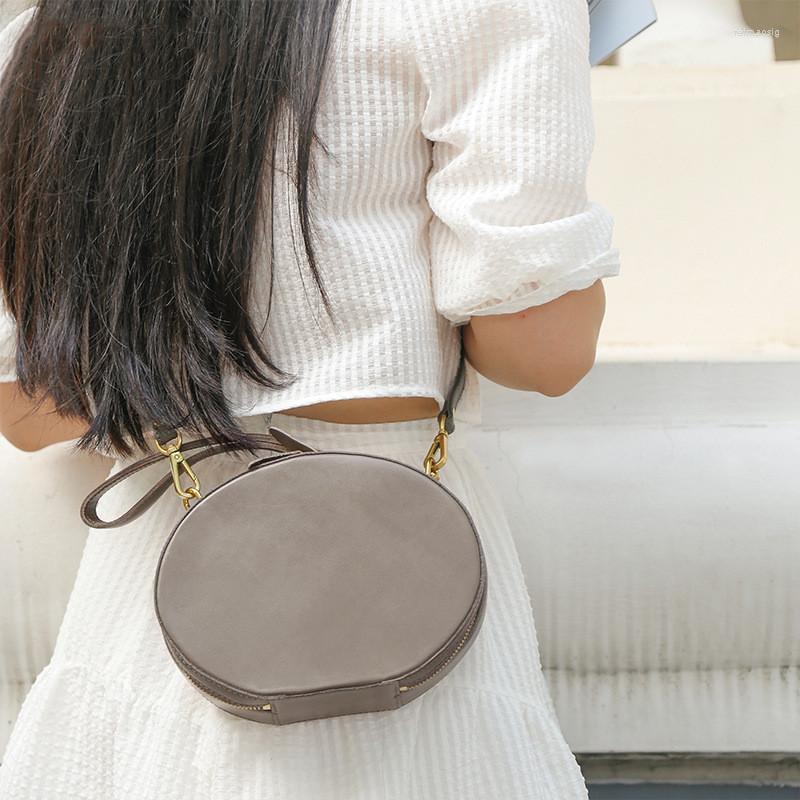 Evening Bags Genuine Leather Women's Top Layer Cowhide Round Handbag Retro Messenger Shoulder Bag, 8848green
Evening Bags Genuine Leather Women's Top Layer Cowhide Round Handbag Retro Messenger Shoulder Bag, 8848green