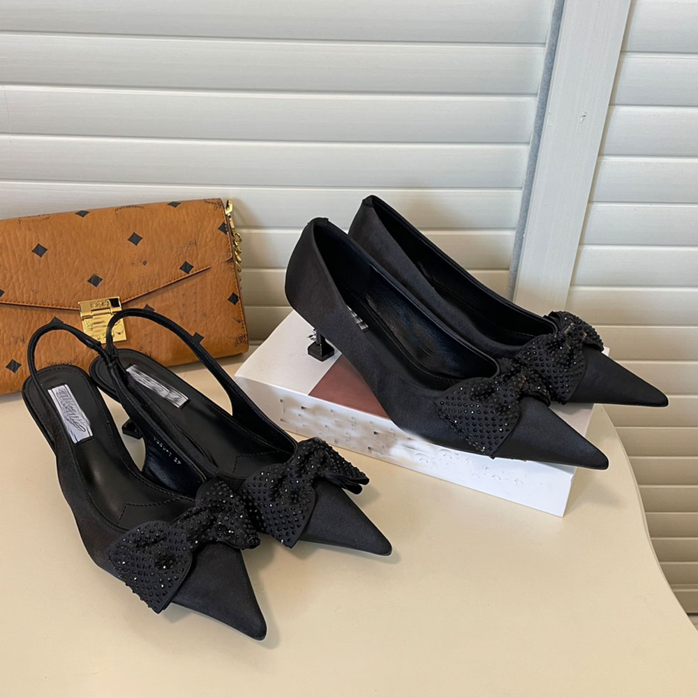 Pointed formal shoes luxury brand designer 2023 spring new elegant banquet celebrity lady back bow decorative lace shallow high heels, Black
Pointed formal shoes luxury brand designer 2023 spring new elegant banquet celebrity lady back bow decorative lace shallow high heels, Black