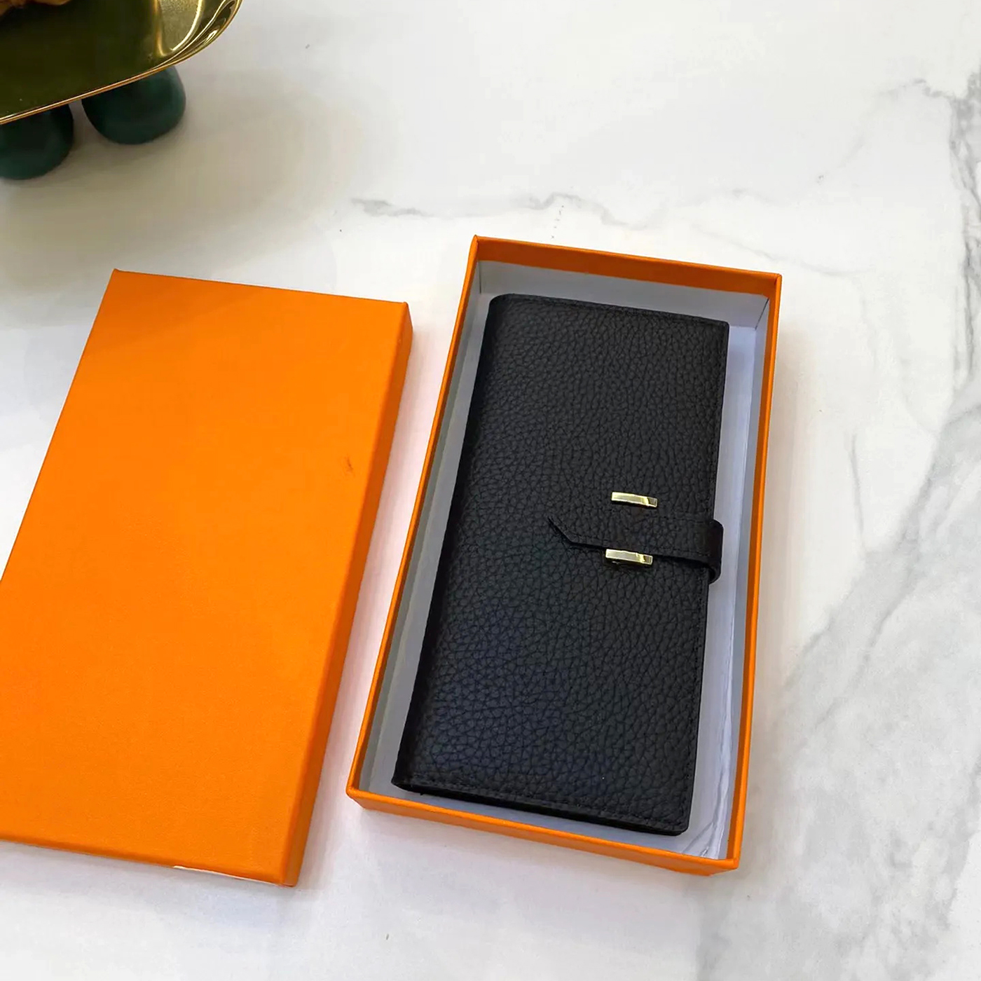 Luxurys Designers womens fashion Wallets card holder Long Zippy Key Pouch Clutch Pochette credit card coins metal buckle men vintage Crocodile pattern Coin purse
Luxurys Designers womens fashion Wallets card holder Long Zippy Key Pouch Clutch Pochette credit card coins metal buckle men vintage Crocodile pattern Coin purse