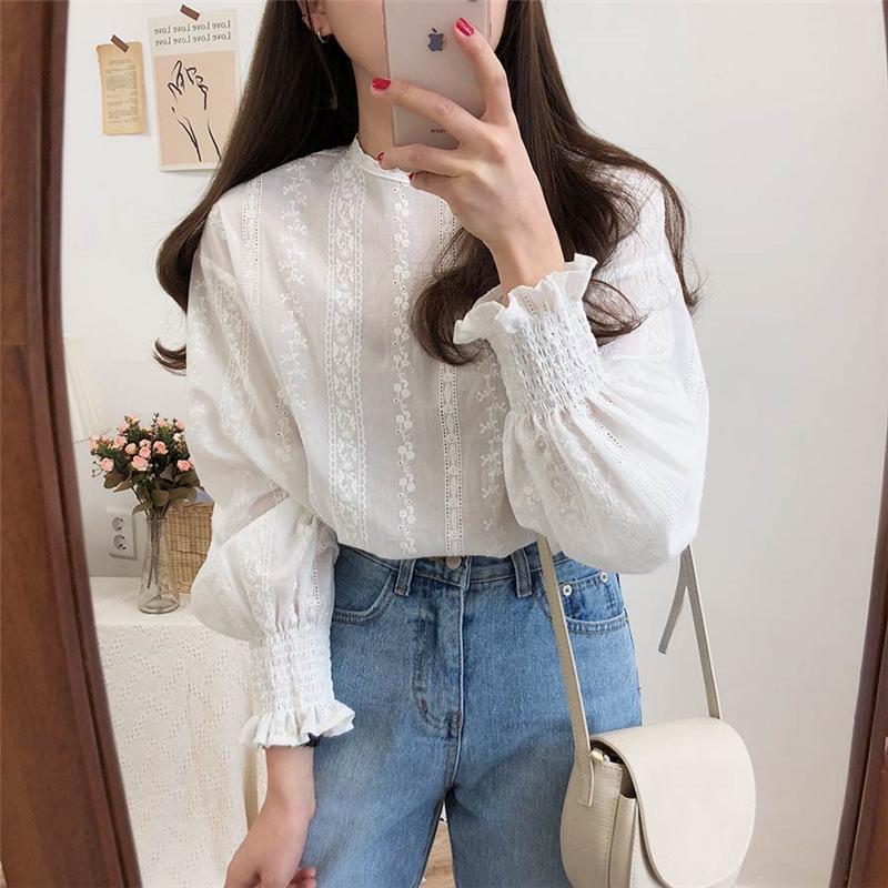 Women's Blouses & Shirts Fashion Floral Embroidery White Women O-neck Lantern Sleeve Loose Female Tops Elegant Femme 2023Women's
Women's Blouses & Shirts Fashion Floral Embroidery White Women O-neck Lantern Sleeve Loose Female Tops Elegant Femme 2023Women's