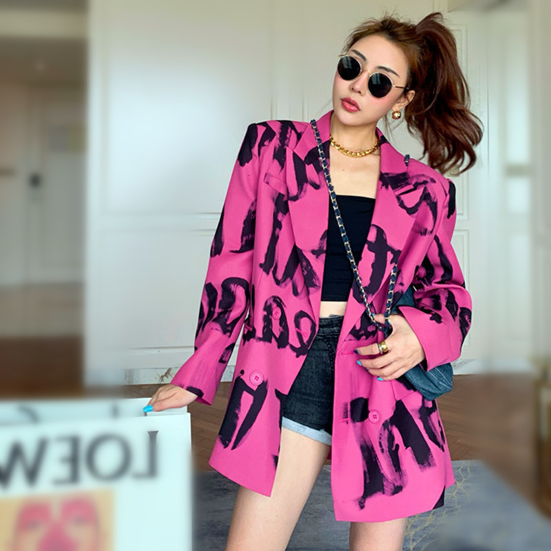 Women's Suits Blazers Oversized European Runway Loose Letters Graffit Print Women Coat Spring Woman High Street Outwears Coats NZ190 230203, Fuchsia
Women's Suits Blazers Oversized European Runway Loose Letters Graffit Print Women Coat Spring Woman High Street Outwears Coats NZ190 230203, Fuchsia