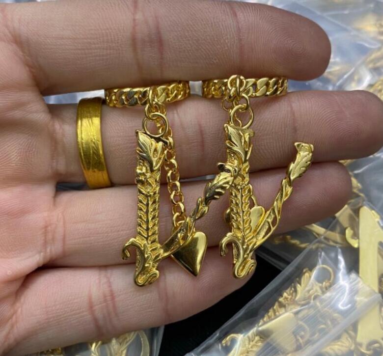 Designer Jewelry Virtus Stud Earrings Dangle & Chandelier Banshee Medusa Head Portrait Women THoisting Vertical assel Earring Gift HAMER3 --01