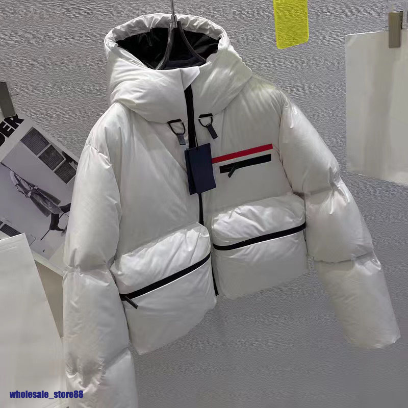 2023 Mens Down jacket Hooded Autumn Men Women Windbreaker Coat Puffer Jackets Long Sleeves winter jackets Outwears designer Coats, Color 2
2023 Mens Down jacket Hooded Autumn Men Women Windbreaker Coat Puffer Jackets Long Sleeves winter jackets Outwears designer Coats, Color 2