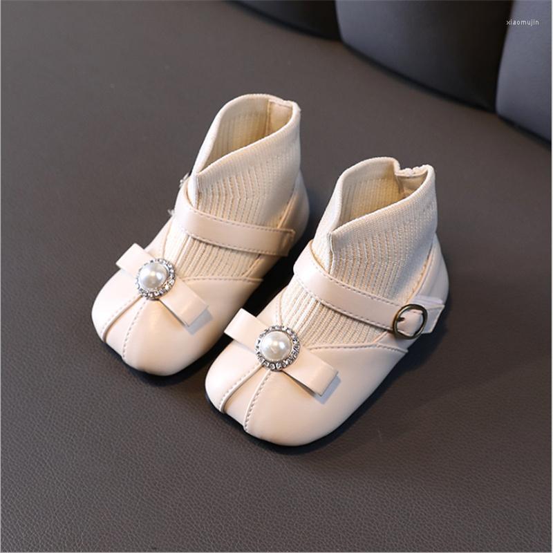 First Walkers 2023 Autumn Baby Shoes Leather Knit Stitching Pearl Girls Princess Soft Sole Non-slip Fashion Little Kids Boots, Black
First Walkers 2023 Autumn Baby Shoes Leather Knit Stitching Pearl Girls Princess Soft Sole Non-slip Fashion Little Kids Boots, Black
