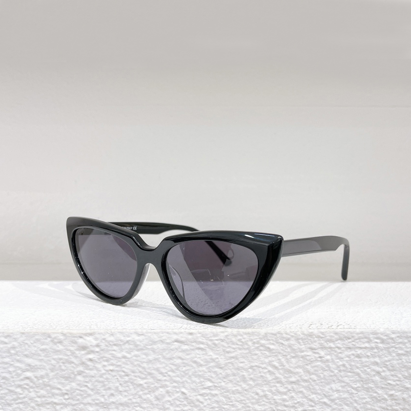 0182 Black Grey Cat Eye Sunglasses for Women Shades Sunnies UV400 Protection Eyewear with Box
0182 Black Grey Cat Eye Sunglasses for Women Shades Sunnies UV400 Protection Eyewear with Box