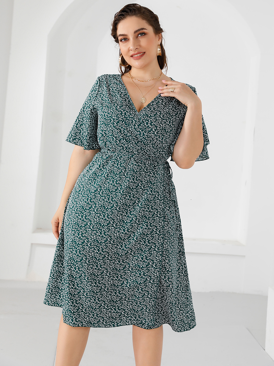 Plus size Dresses Fashion Summer Dress Woman V Neck Short Sleeve Floral Print Wrap Dress Big Size Maxi Long Dresses Plus Size Women Clothing 230203, Green
Plus size Dresses Fashion Summer Dress Woman V Neck Short Sleeve Floral Print Wrap Dress Big Size Maxi Long Dresses Plus Size Women Clothing 230203, Green