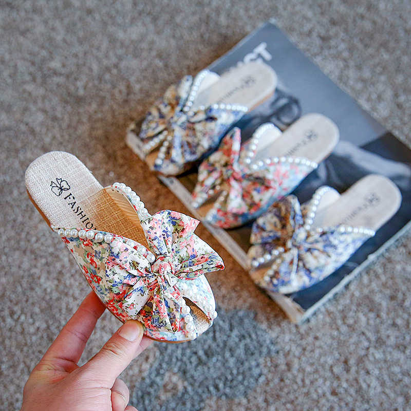Slipper Girls Children House Slippers Summer Anti-slippery Sweet Princess with Flowers Fabric Bow-knot Pearls Beading 0203, Pink
Slipper Girls Children House Slippers Summer Anti-slippery Sweet Princess with Flowers Fabric Bow-knot Pearls Beading 0203, Pink