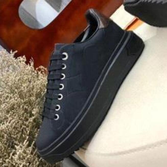 Designer running sneakers letters women's shoes casual shoes 100% cowhide fashion flat shoes platform men's fitness travel leather lace-up sneakers size 35-42-45, Brown
Designer running sneakers letters women's shoes casual shoes 100% cowhide fashion flat shoes platform men's fitness travel leather lace-up sneakers size 35-42-45, Brown