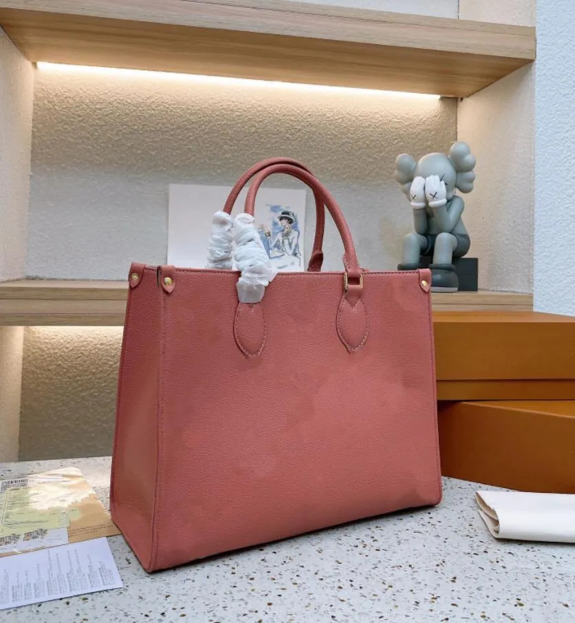 35cm Genuine leather Tote Shopping bags handbag shopping Shoulder Bag luxurys designers bags lady Handbags messenger crossbody Women Leather Handbags, Box
35cm Genuine leather Tote Shopping bags handbag shopping Shoulder Bag luxurys designers bags lady Handbags messenger crossbody Women Leather Handbags, Box