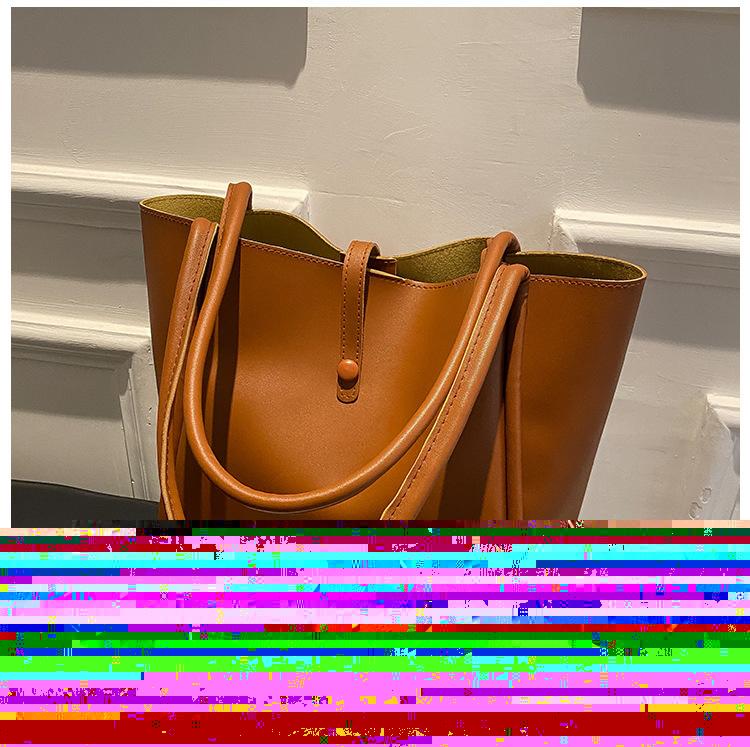 Evening Bags Solid Color Mother And Child Bag 2023 Women's Simple Portable Tote Large Capacity Fashion Shoulder BagEvening, Black
Evening Bags Solid Color Mother And Child Bag 2023 Women's Simple Portable Tote Large Capacity Fashion Shoulder BagEvening, Black