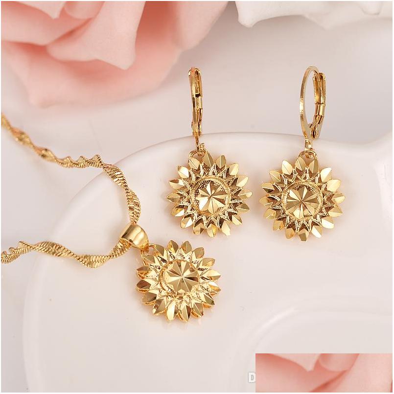 Earrings Necklace Dubai Ethiopian Set Jewelry Pendant Earring Girl Real 18 K Solid Yellow Fine Gold Gf Flower Europe Bridal Sets D Dhmne, Golden
Earrings Necklace Dubai Ethiopian Set Jewelry Pendant Earring Girl Real 18 K Solid Yellow Fine Gold Gf Flower Europe Bridal Sets D Dhmne, Golden