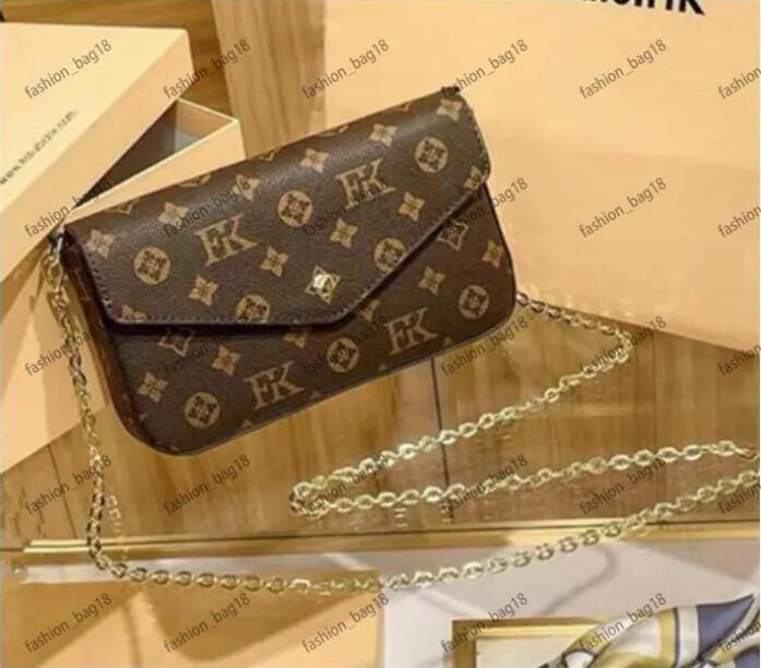 Women Messenger Leather handbag Evening Bag Original box high quality flower checkers date code serial number embossed patterns 69, 123
Women Messenger Leather handbag Evening Bag Original box high quality flower checkers date code serial number embossed patterns 69, 123