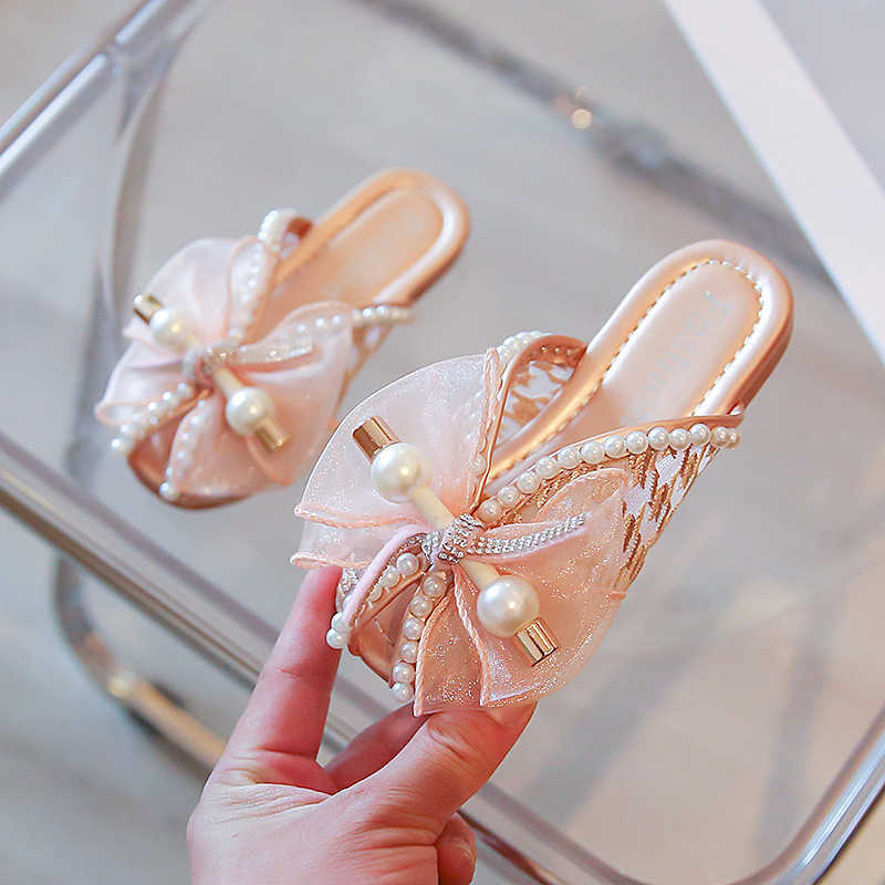 Slipper Pink Mesh Bow Pearl Open Toe All-match Slippers Skirt 2022 Children's Fashion Sweet Princess Flat Casual Sandals for Girls 0203, Beige
Slipper Pink Mesh Bow Pearl Open Toe All-match Slippers Skirt 2022 Children's Fashion Sweet Princess Flat Casual Sandals for Girls 0203, Beige