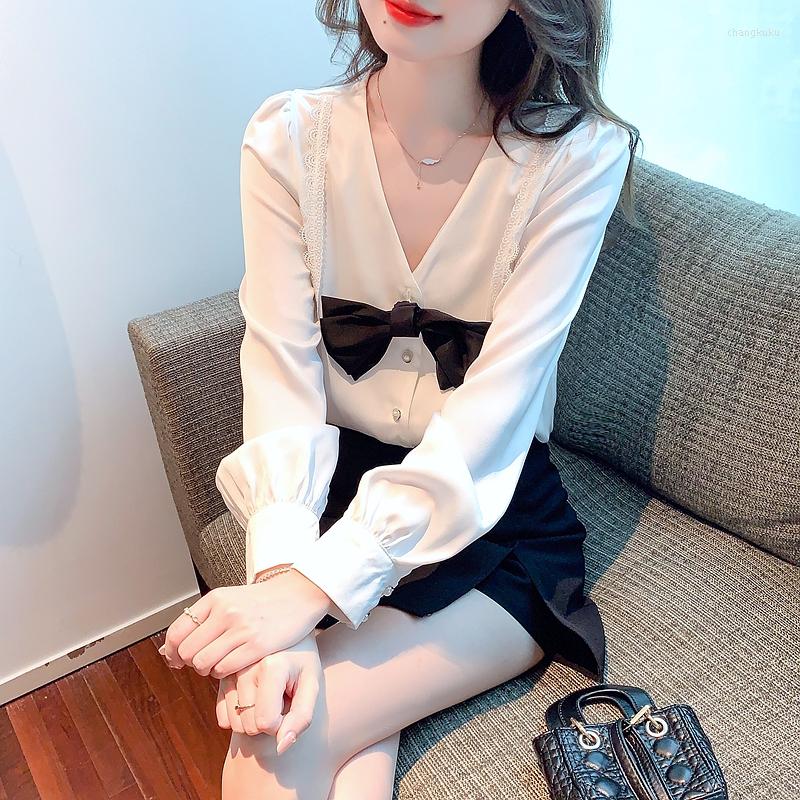 Women' Blouses COIGARSAM Shirt Womens Tops Autumn 2023 Preppy Style Lace Lantern Sleeve Bow V-Neck Women Shirts, Beige
Women' Blouses COIGARSAM Shirt Womens Tops Autumn 2023 Preppy Style Lace Lantern Sleeve Bow V-Neck Women Shirts, Beige