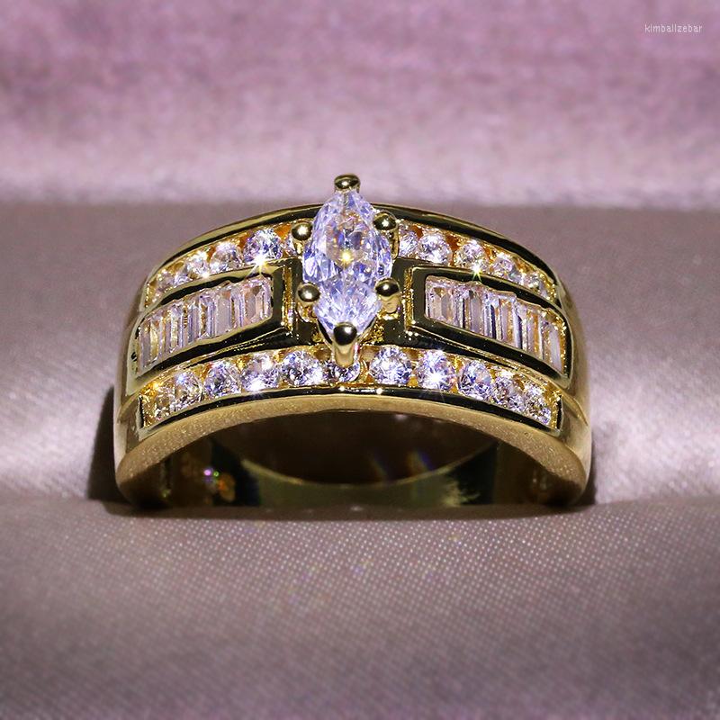 Wedding Rings Fashion Large White Rhinestone Ring Puffed Marine Micro Cubic Zircon Luxury Hiphop Rock Jewelry Gift 2023
Wedding Rings Fashion Large White Rhinestone Ring Puffed Marine Micro Cubic Zircon Luxury Hiphop Rock Jewelry Gift 2023