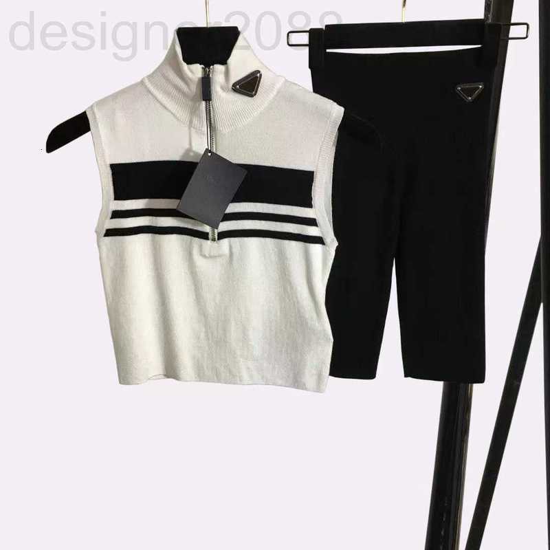 Women' Tracksuits Designer Womens sports suit knitted suspender vest high waist slimWith Letters Pattern Printed T Shirts Shorts Two Pieces Sets For Lady
Women' Tracksuits Designer Womens sports suit knitted suspender vest high waist slimWith Letters Pattern Printed T Shirts Shorts Two Pieces Sets For Lady
