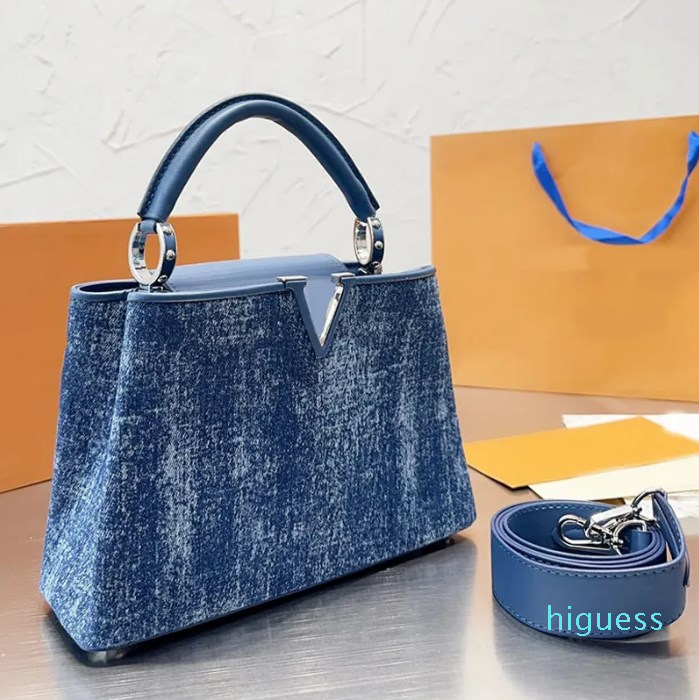 Denim Jeans Handbag Crossbody Bags Tote Bags Colored Dots Printed Classic Letter Buckle Removabe Wide Shoulder Strap Women Handbags Internal Pockets
Denim Jeans Handbag Crossbody Bags Tote Bags Colored Dots Printed Classic Letter Buckle Removabe Wide Shoulder Strap Women Handbags Internal Pockets